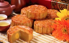 蛋黄豆沙月饼家庭装